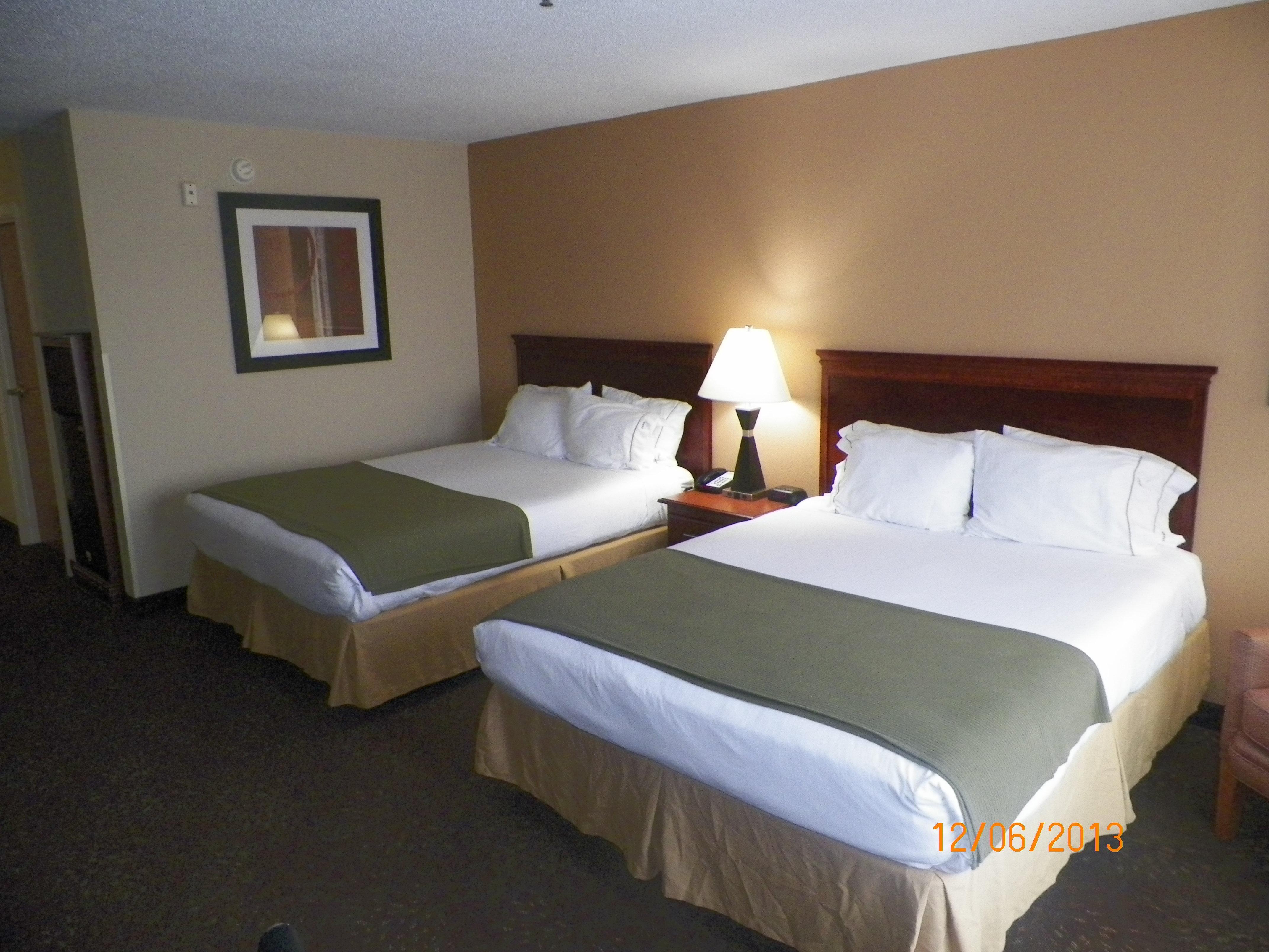 Holiday Inn Express Hotel & Suites Forest By Ihg Extérieur photo